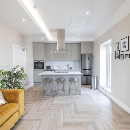 The Pocklington - The Golden Mile Suite Leicester Extérieur photo