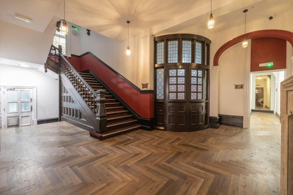 The Pocklington - The Golden Mile Suite Leicester Extérieur photo